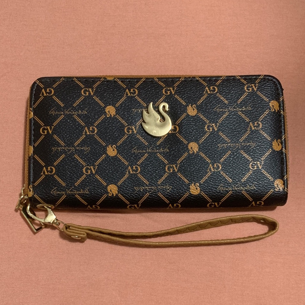 Vintage Gloria Vanderbilt Swan Logo Wallet Like New - Picture 1 of 5